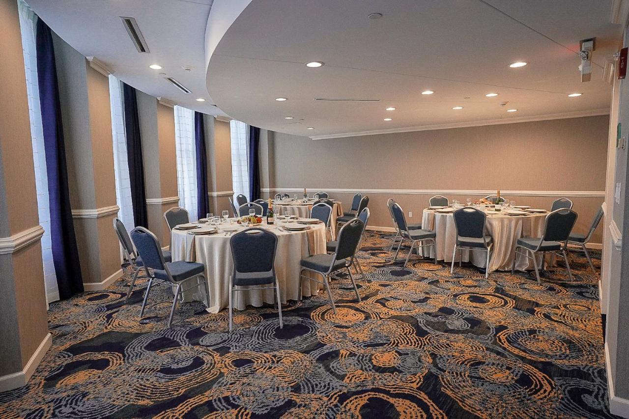 מלון Crowne Plaza Cleveland At Playhouse Square By Ihg מראה חיצוני תמונה