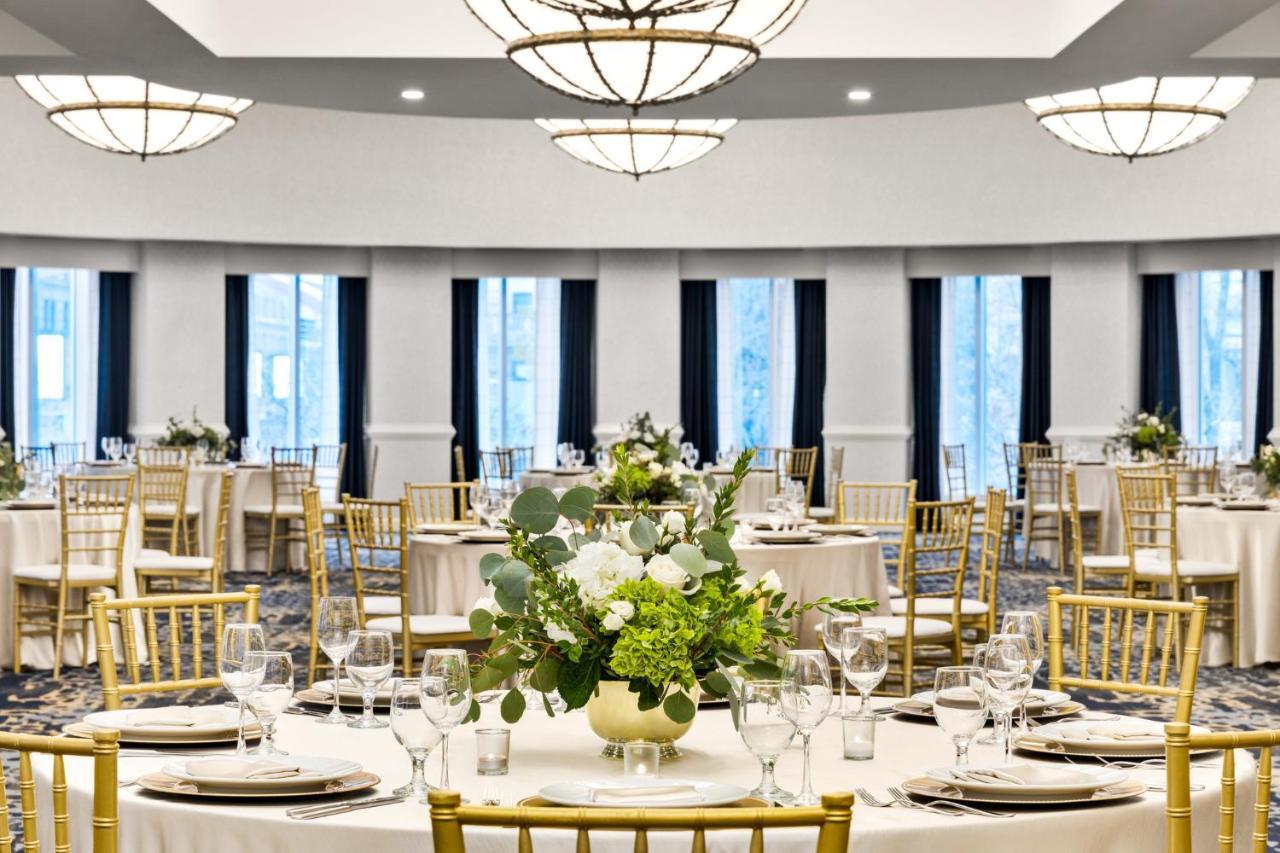מלון Crowne Plaza Cleveland At Playhouse Square By Ihg מראה חיצוני תמונה