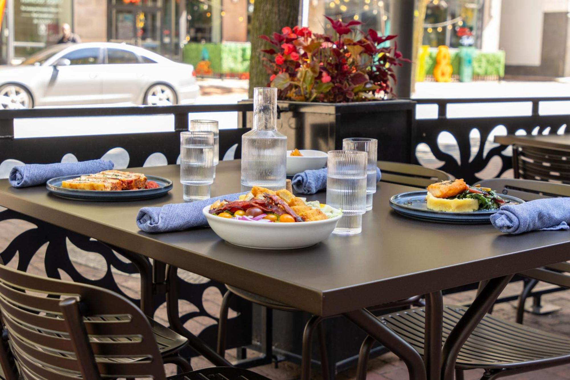 מלון Crowne Plaza Cleveland At Playhouse Square By Ihg מראה חיצוני תמונה